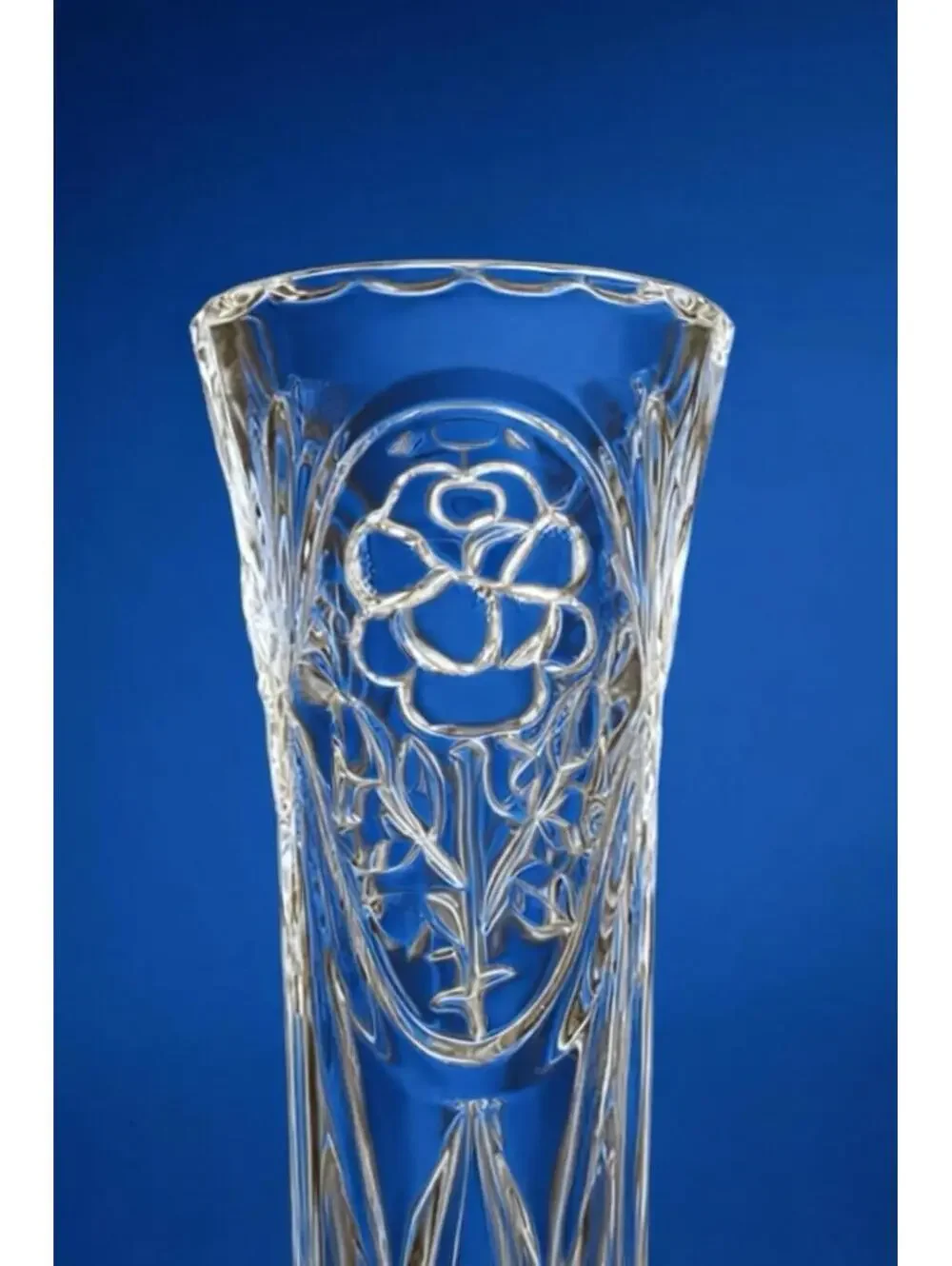 Vintage Cut Crystal Fluted Flower Vase - Elegant Clear Glass Art